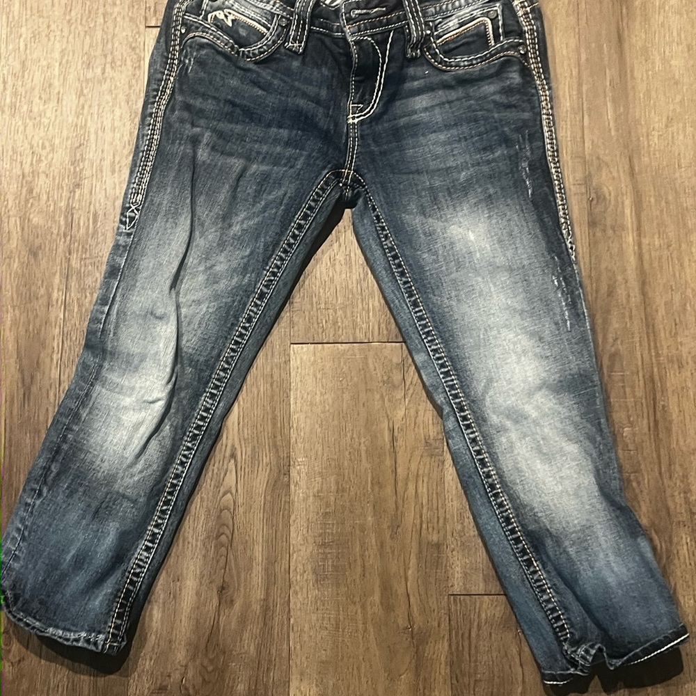 Rock revival capri’s